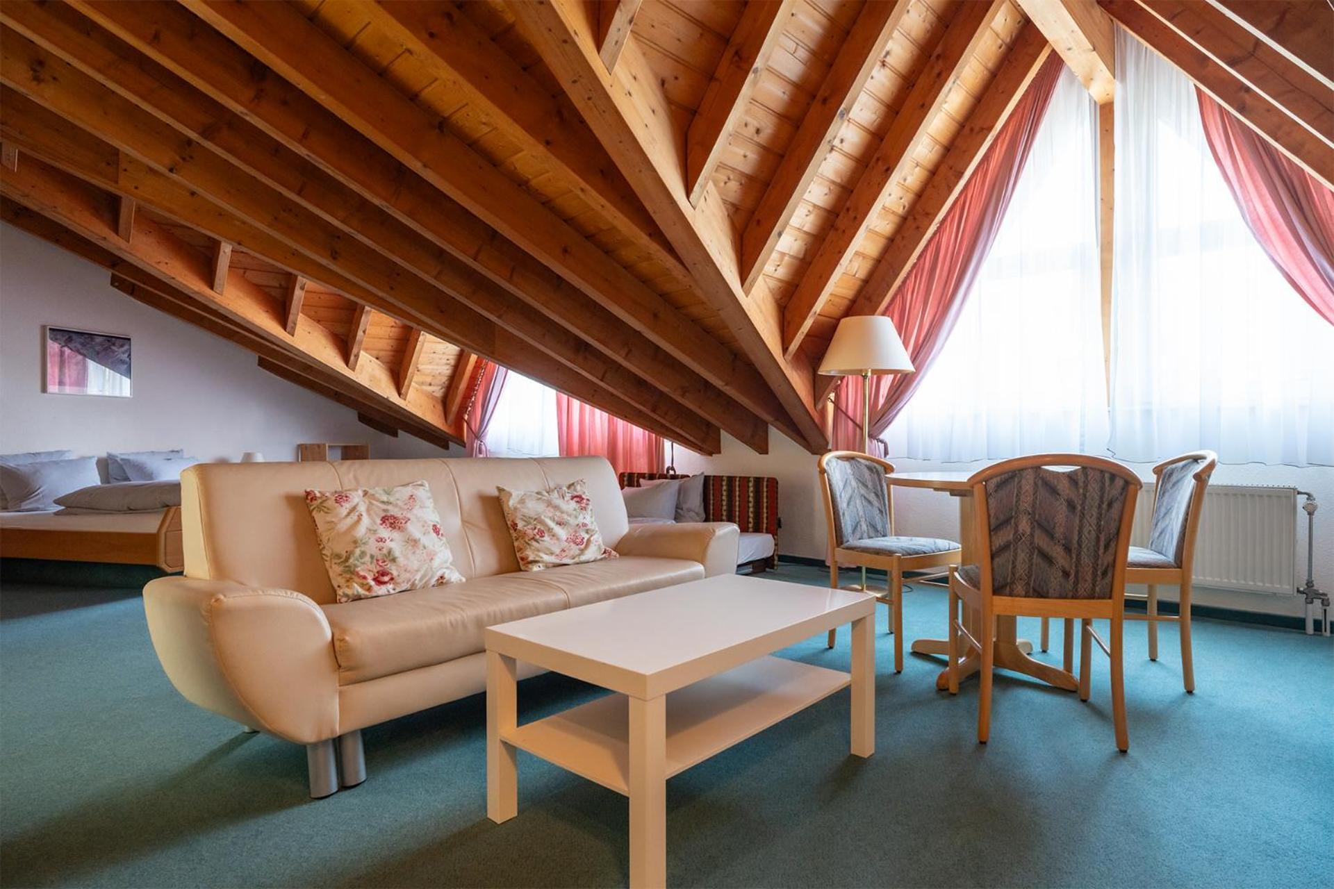 Hotel Sonne บาดฮอมบูร์ก ฟอร์ แดร์เฮอเฮอ ภายนอก รูปภาพ