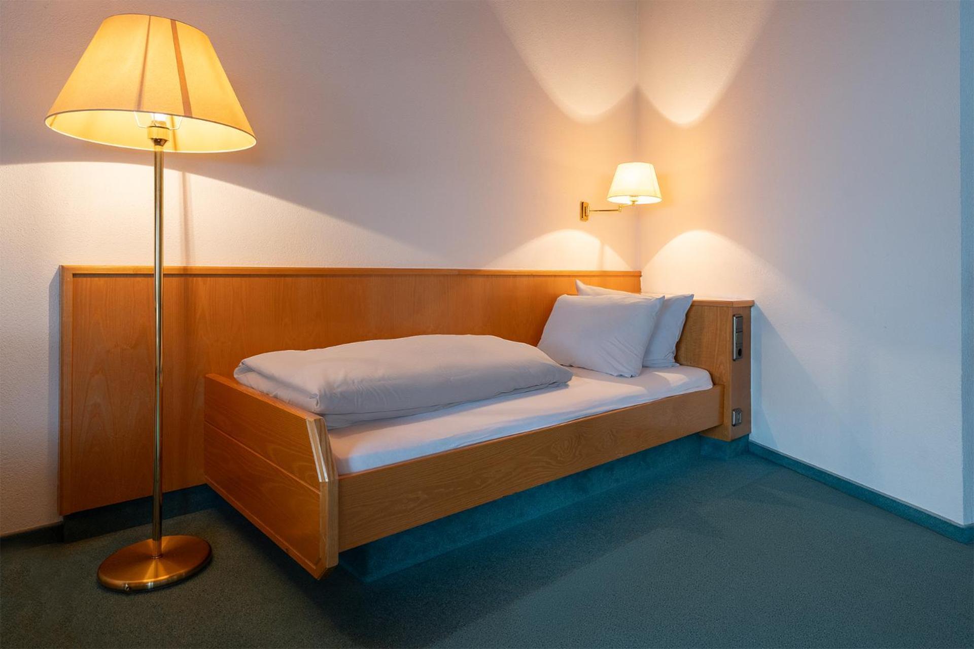 Hotel Sonne บาดฮอมบูร์ก ฟอร์ แดร์เฮอเฮอ ภายนอก รูปภาพ