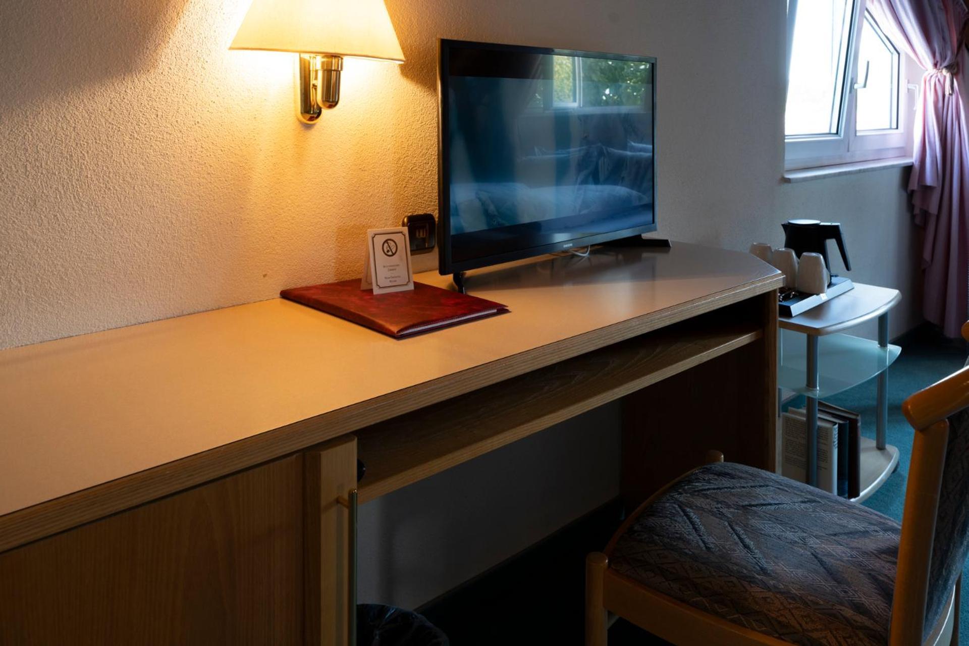 Hotel Sonne บาดฮอมบูร์ก ฟอร์ แดร์เฮอเฮอ ภายนอก รูปภาพ