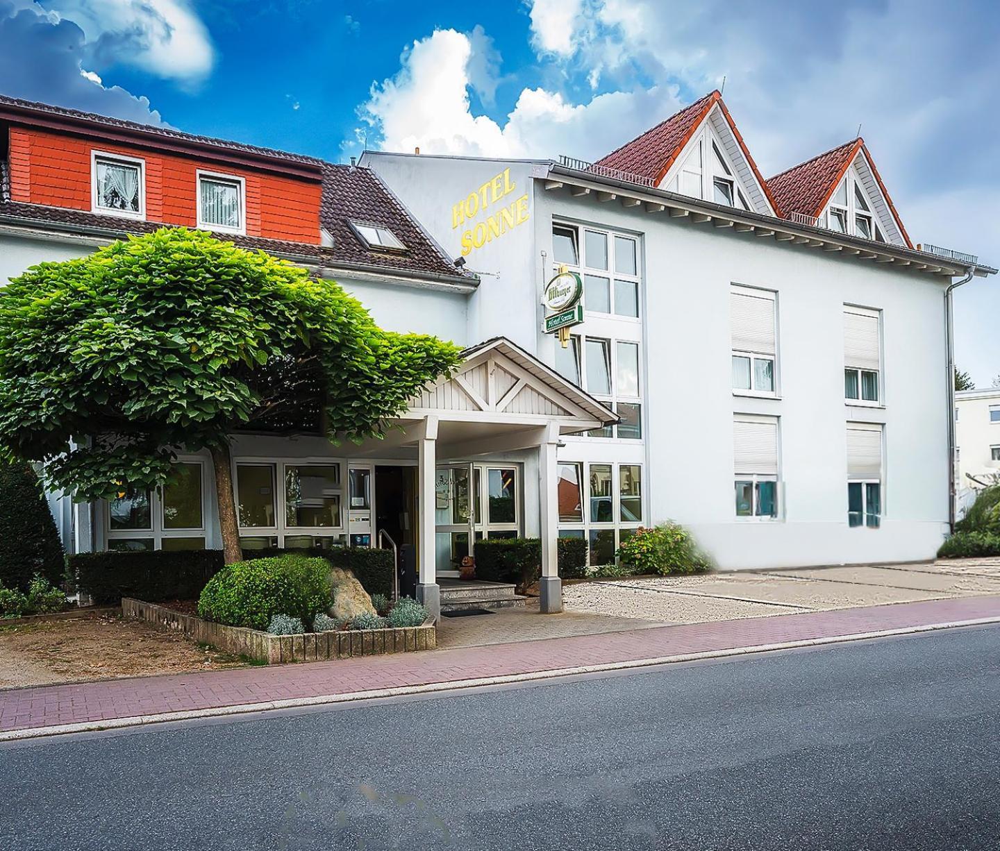 Hotel Sonne บาดฮอมบูร์ก ฟอร์ แดร์เฮอเฮอ ภายนอก รูปภาพ