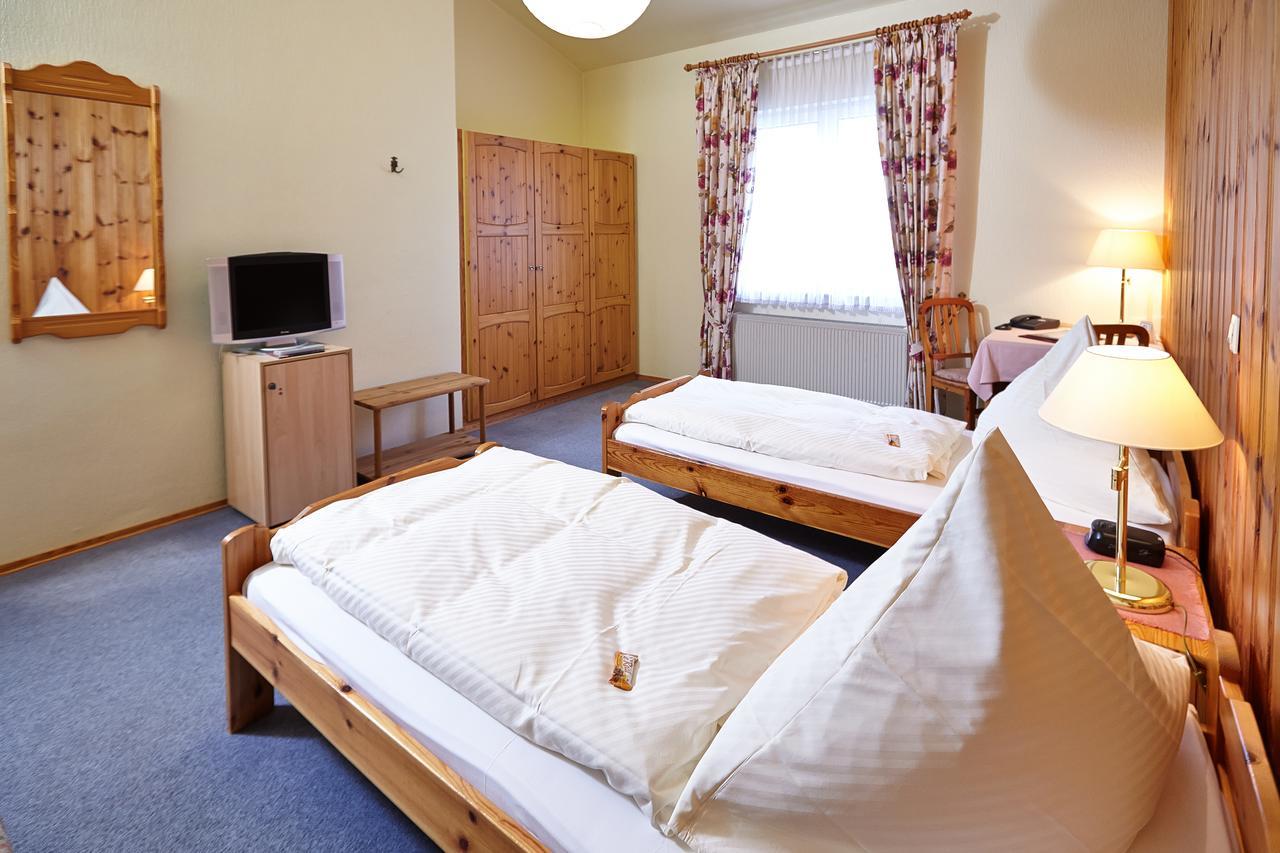 Hotel Sonne บาดฮอมบูร์ก ฟอร์ แดร์เฮอเฮอ ภายนอก รูปภาพ
